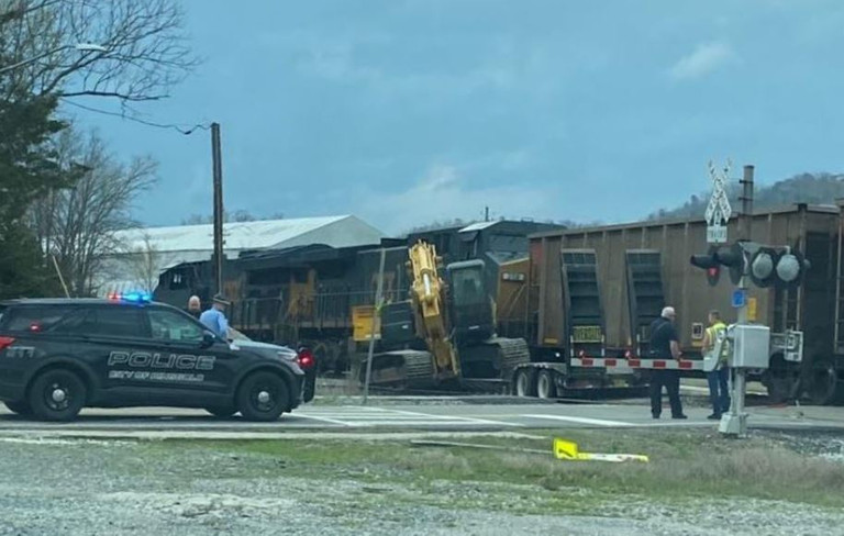Train hits tractor trailer carrying oversize load in Catoosa County Monday photo 1
