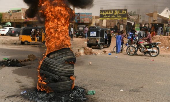 Σουδάν: Τριήμερη κατάπαυση των πυρών στο Χαρτούμ – Συνεχίζεται ο απεγκλωβισμός των κατοίκων