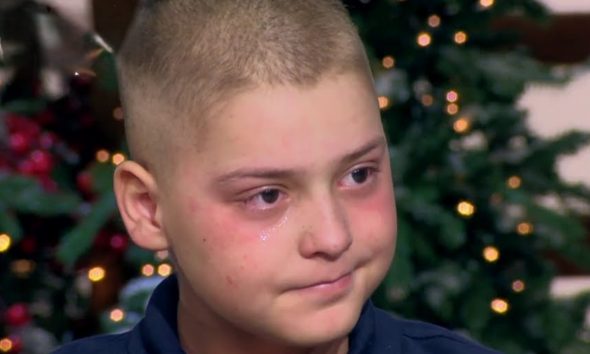 Ο 11χρονος Θοδωρής παλεύει με τον καρκίνο και δώρισε το επίδομα του σε άλλα παιδάκια που έχουν ανάγκη