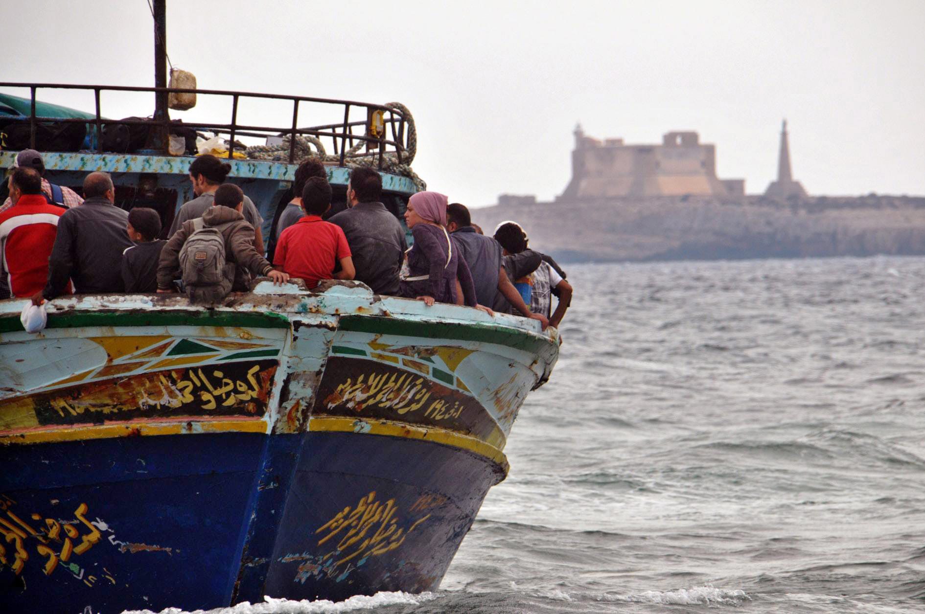 Ein Boot mit 500 Migranten wird im zentralen Mittelmeer vermisst – THE STEP