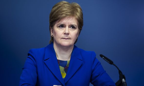Συνελήφθη η πρώην πρωθυπουργός της Σκωτίας Νίκολα Στέρτζιον για οικονομικούς λόγους