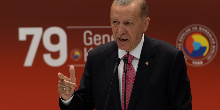 Ερντογάν: «Η ΕΕ προσπαθεί να απομακρυνθεί από την Τουρκία - Η Σουηδία δεν τηρεί τις υποσχέσεις της για ένταξη στο NATO» | OnAlert
