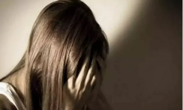Φρίκη στη Ρόδο: Κατήγγειλε ότι τη βίασε ο πεθερός της και την απείλησε ότι αν το πει θα της πάρει τα παιδιά