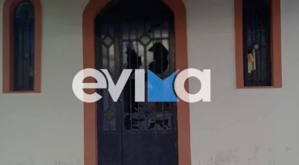 Εύβοια: Δεν έχει ούτε ιερό ούτε όσιο – Άνδρας βανδάλισε εκκλησίες και πέταξε εικόνες στα χωράφια