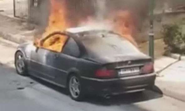 Τραγωδία στην Κερατέα: Νεκρός ο 77χρονος οδηγός που πήρε φωτιά το όχημά του