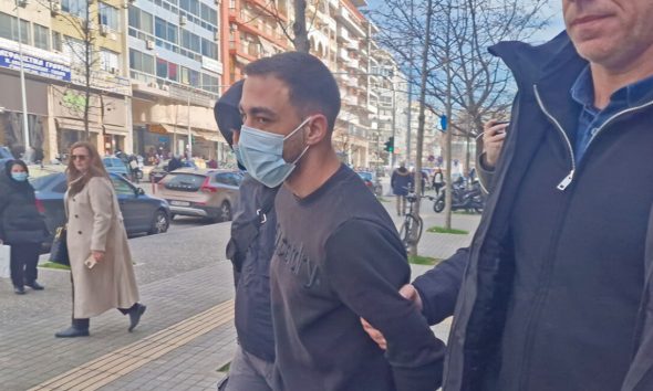 Θεσσαλονίκη: Διασωληνωμένος για 10η ημέρα σε ΜΕΘ, ο φοιτητής που ξυλοκοπήθηκε από τον τράπερ
