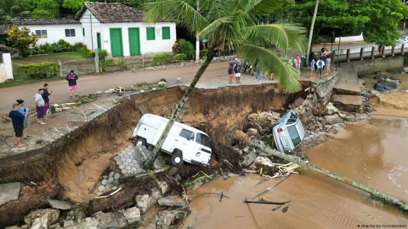Τραγωδία στην Βραζιλία: Τουλάχιστον 56 νεκροί και 67 αγνοούμενοι από τις καταρρακτώδεις βροχές
