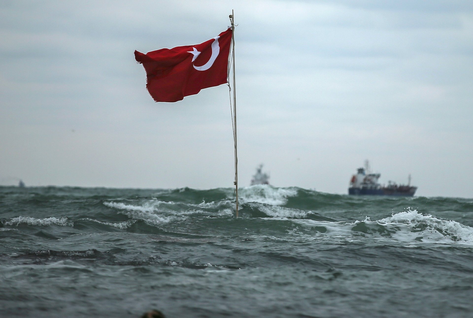 Η Τουρκία έβγαλε Navtex για έρευνες στο Βορειανατολικό Αιγαίο με ωκεανογραφικό: Με αντι-Navtex απαντά η Ελλάδα