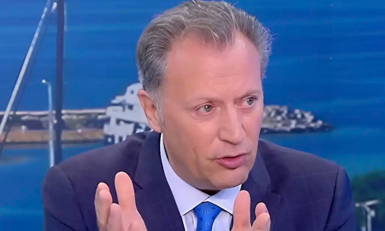 Πρωτοφανής στήριξη Οικονόμου σε Κυριάκο Μητσοτάκη: «Η χώρα πάει τέλεια, γιατί να πάμε σε εκλογές και να γίνουμε μπάχαλο»