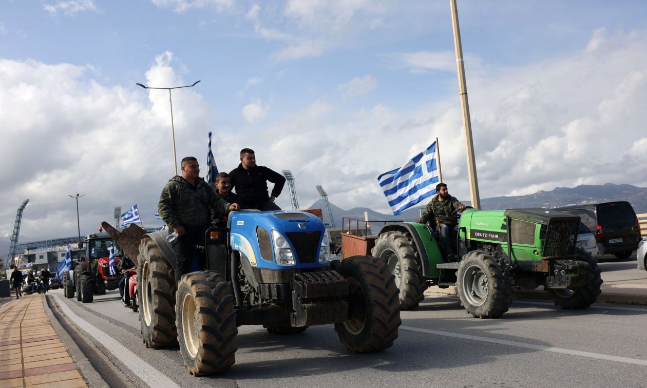 Οριστικό και αμετάκλητο: Η απόφαση πάρθηκε για Χριστούγεννα με αγροτικά μπλόκα – Πώς θα γίνουν τα ταξίδια με τα ΙΧ