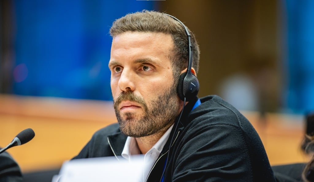 Νίκος Παππάς: Διεγράφη από τον ΣΥΡΙΖΑ μετά την επίθεση σε δημοσιογράφο στο Στρασβούργο