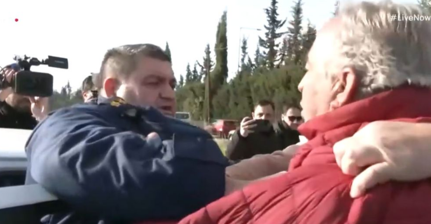 Θεσσαλονίκη: Αγρότης πιάστηκε στα χέρια με αστυνομικό – «Θα σε γ@@@@@»