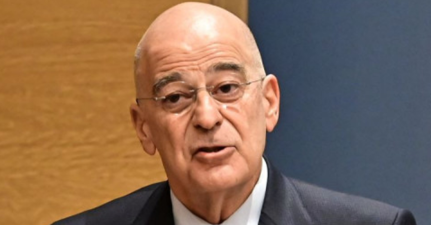 Νίκος Δένδιας: Αν δεν νοιώθεις περηφάνεια να φοράς τη στολή με το εθνόσημο, ότι χρήματα και να δώσεις είναι αδιάφορο