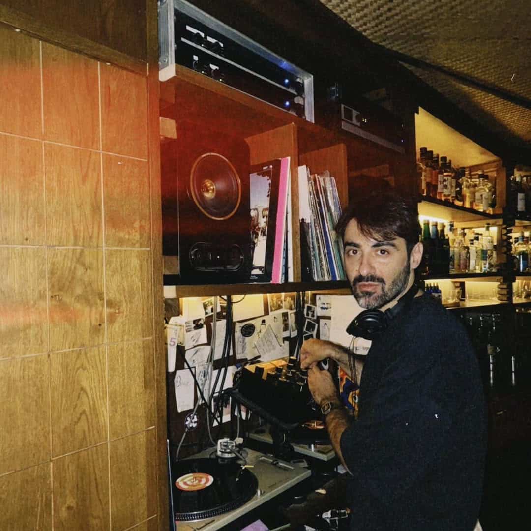 Θρήνος 548121349