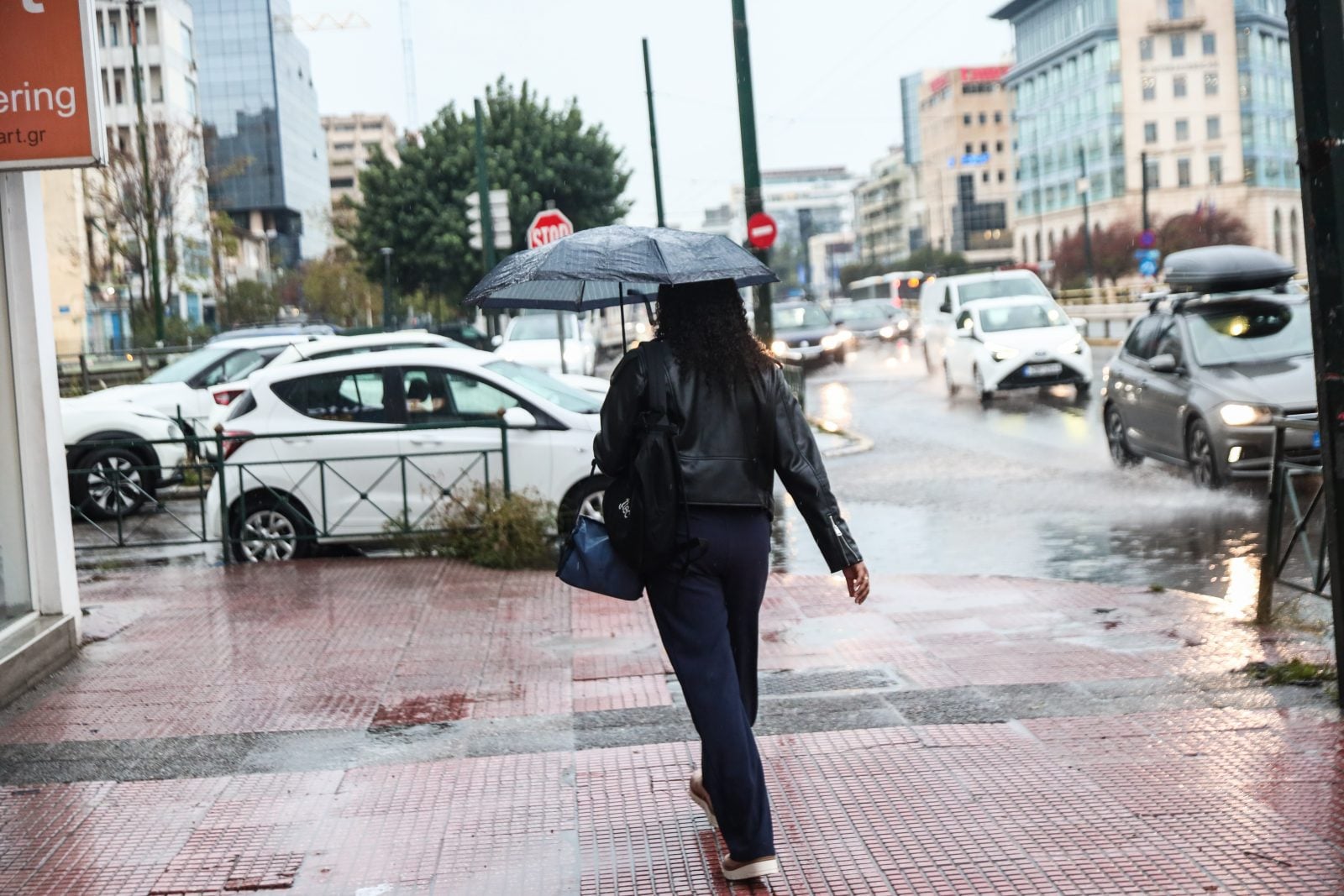 Καιρός: Καταιγίδες και κρύο θα πλήξουν τη χώρα μέχρι τα Χριστούγεννα – Στα ορεινά θα πέσουν τα πρώτα πυκνά χιόνια